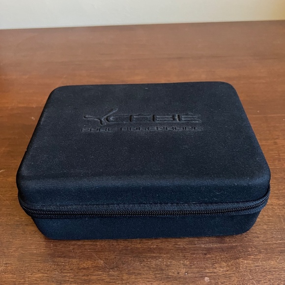 Cebe Shield Sunglasses with Yellow Clear and Rose Lenses Includes Carrying Case - Picture 4 of 4